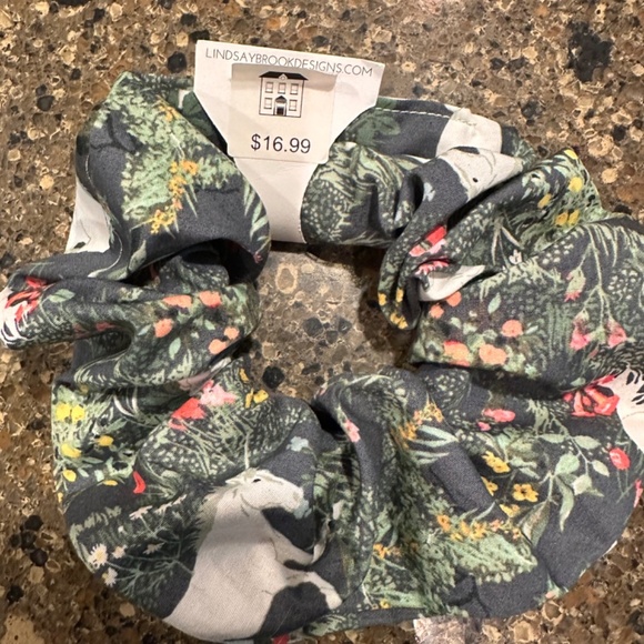 TWO Lindsay Brooks Hair Scrunchies ******Two Scrunchies for $20****** - Picture 3 of 4